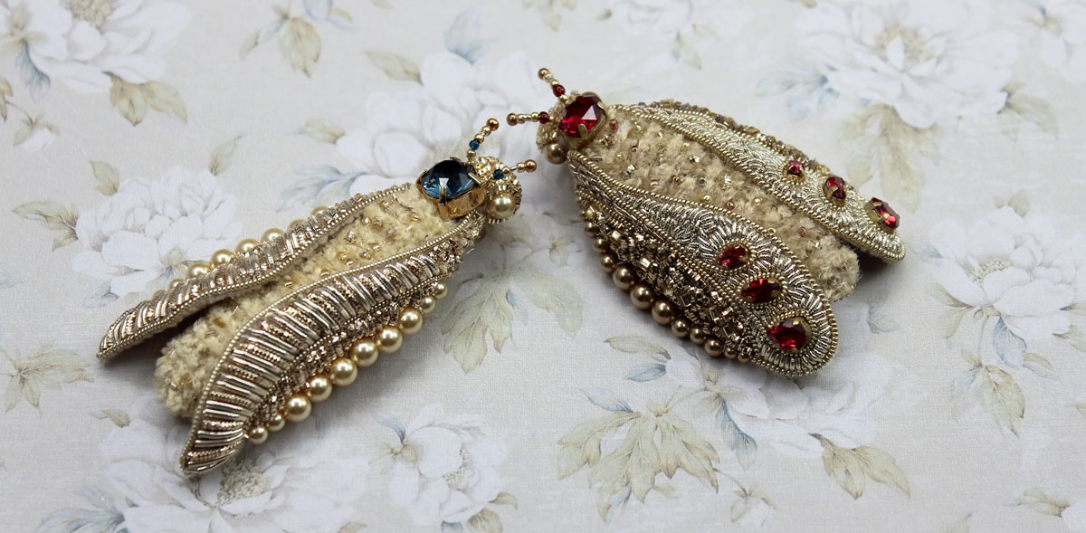 Броши ручной работы, вышивка стразами, канителью, жемчугом, бисером.