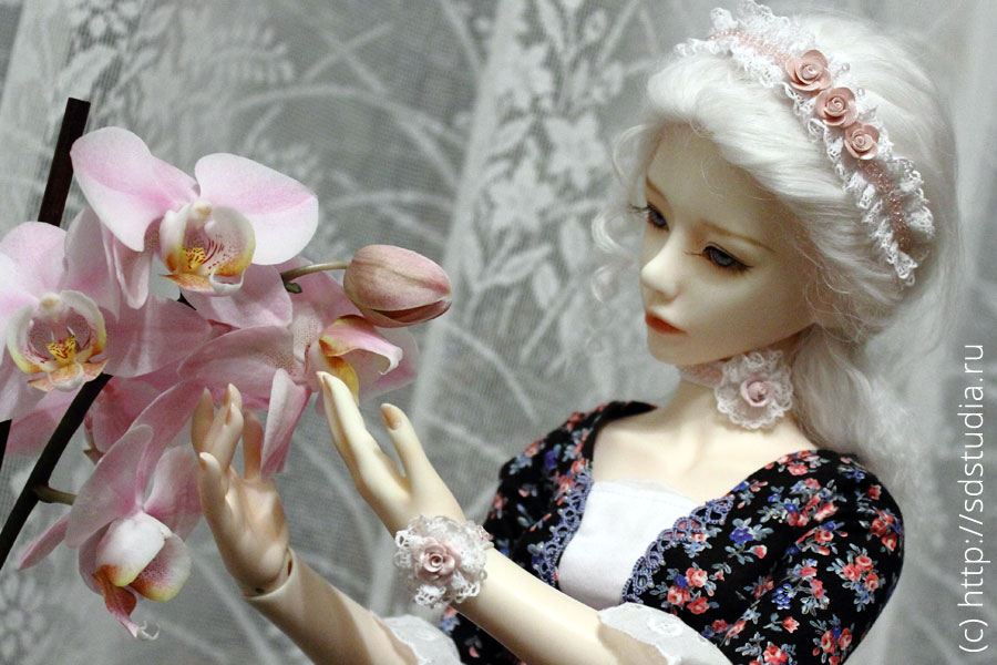 Набор из ободка, бархотки и браслета для куклы