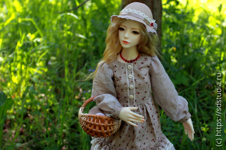 Мори-платье для куклы