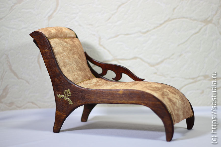 Кушетка для куклы миниатюрная