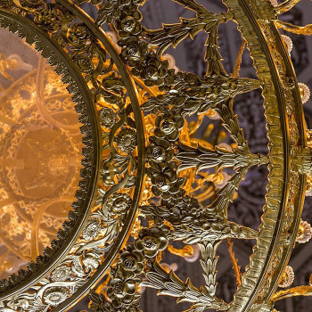 Люстра с декором из папье-маше, дворец Юсуповых на мойке