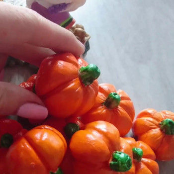 Декоративные тыквы из соленого теста