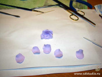 Цветы из пластика Hearty Soft