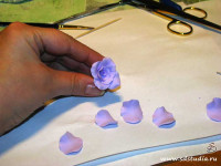 Цветы из пластика Hearty Soft