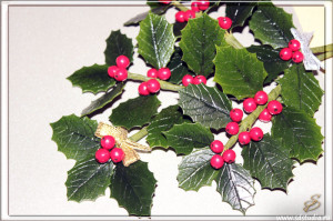 Остролист из пластика делаем своими руками, мастер-класс