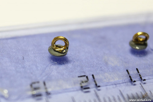 Кукольные пуговицы из страз, мастер-класс