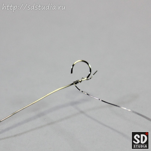 Браслет для куклы в технике wire wrap