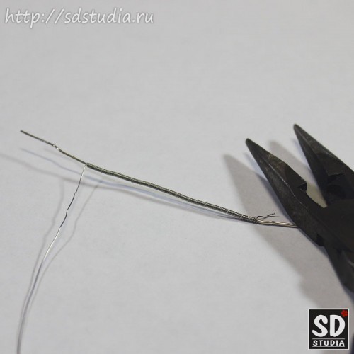 Браслет для куклы в технике wire wrap