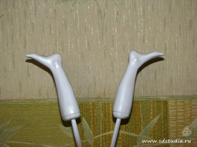 Изготовление каркасной куклы, лепка рук и ног