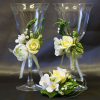 Миниатюра из полимерной глины, декор свадебного бокала