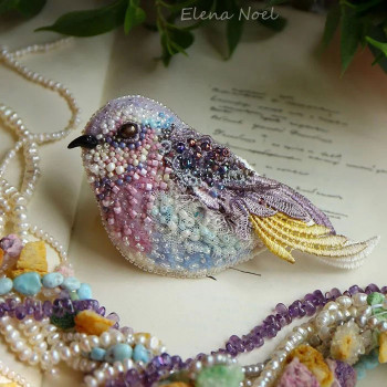 Вышитые броши, смешанная техника Вышитые броши, вышивка смешанная техника