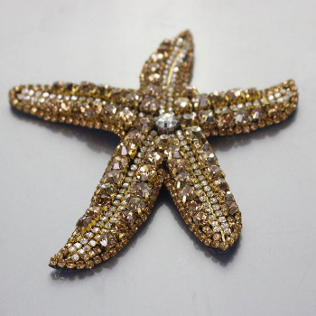 Вышитые броши, вышивка стразами и бусинами Вышитые броши, вышивка стразами и бусинами