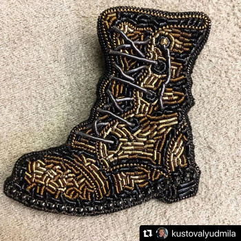 Вышитые броши, вышивка канителью и трунцалом Вышитые броши, вышивка канителью и трунцалом