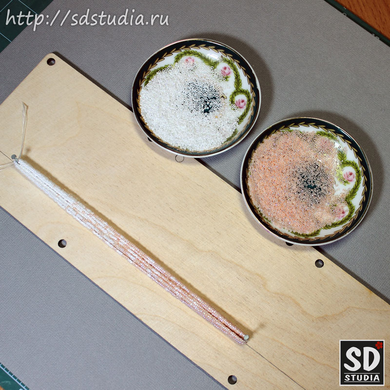 Станок для создания биссерного украшения для куклы, мастеркласс