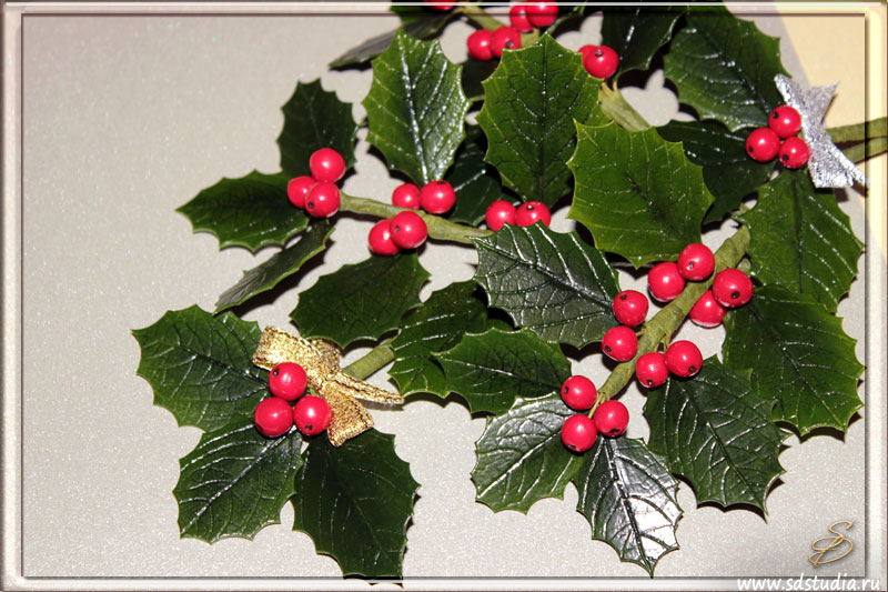 Остролист из пластика делаем своими руками, мастеркласс